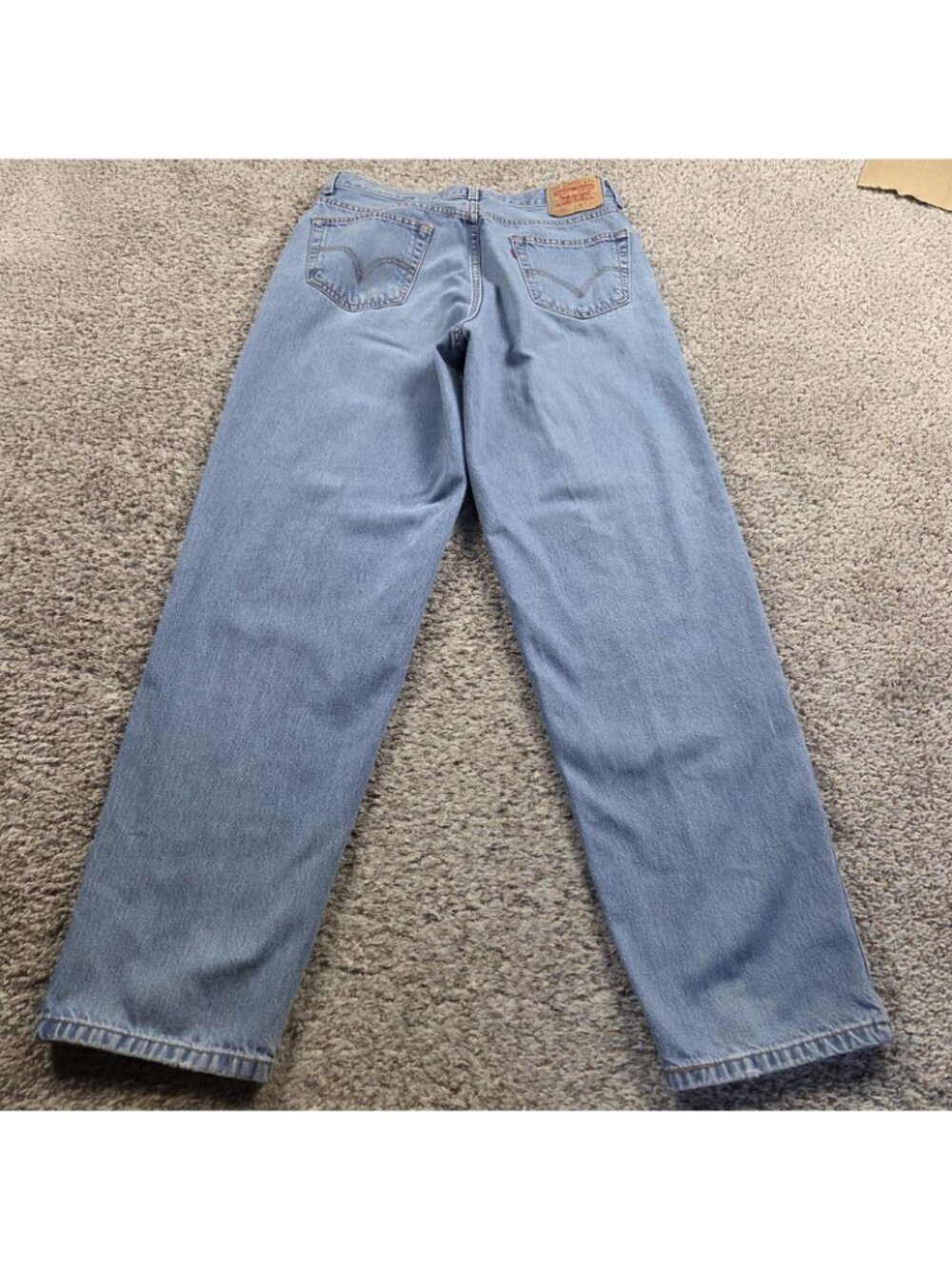 Levis 560 Jeans Mens 36x34 Medium Wash Blue Denim Comfort Fit Relaxed Tapered - Picture 6 of 8